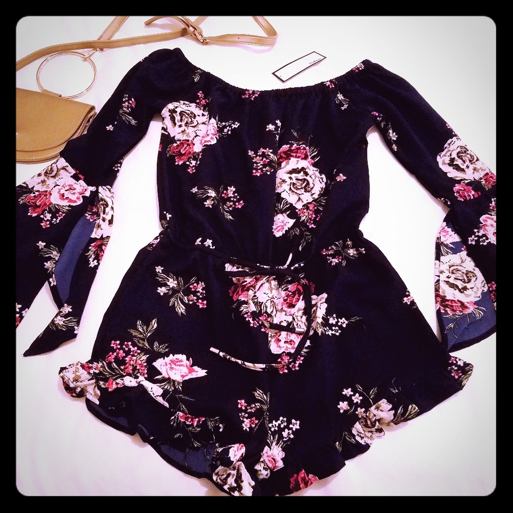 Floral Romper- off shoulder, Festival look!
